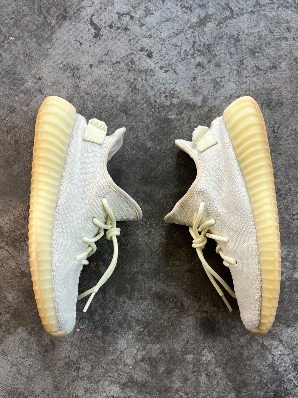 adidas Yeezy Boost 350 V2 Butter Men’s US 6 Women’s US 7 7.5